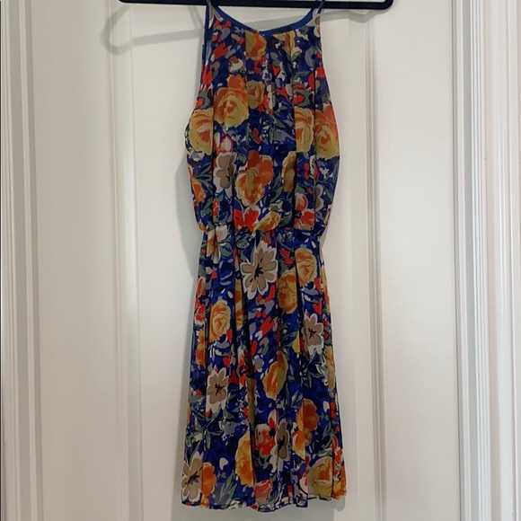 Runway Story Dress.  Medium. - Picture 1 of 4